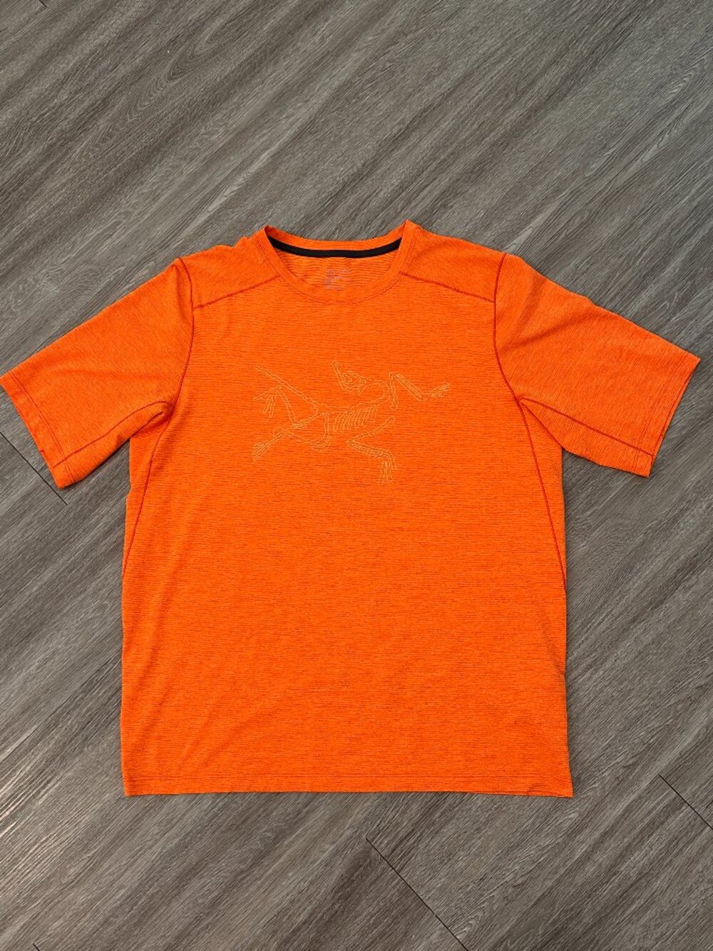 Arc’tery Cormac Logo Shirt SS Men's Orange Size Medium Short Sleeve Athletic Gym